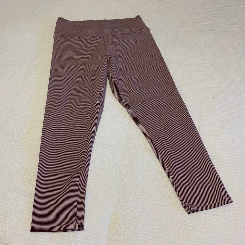 mauve & pink striped capri leggings